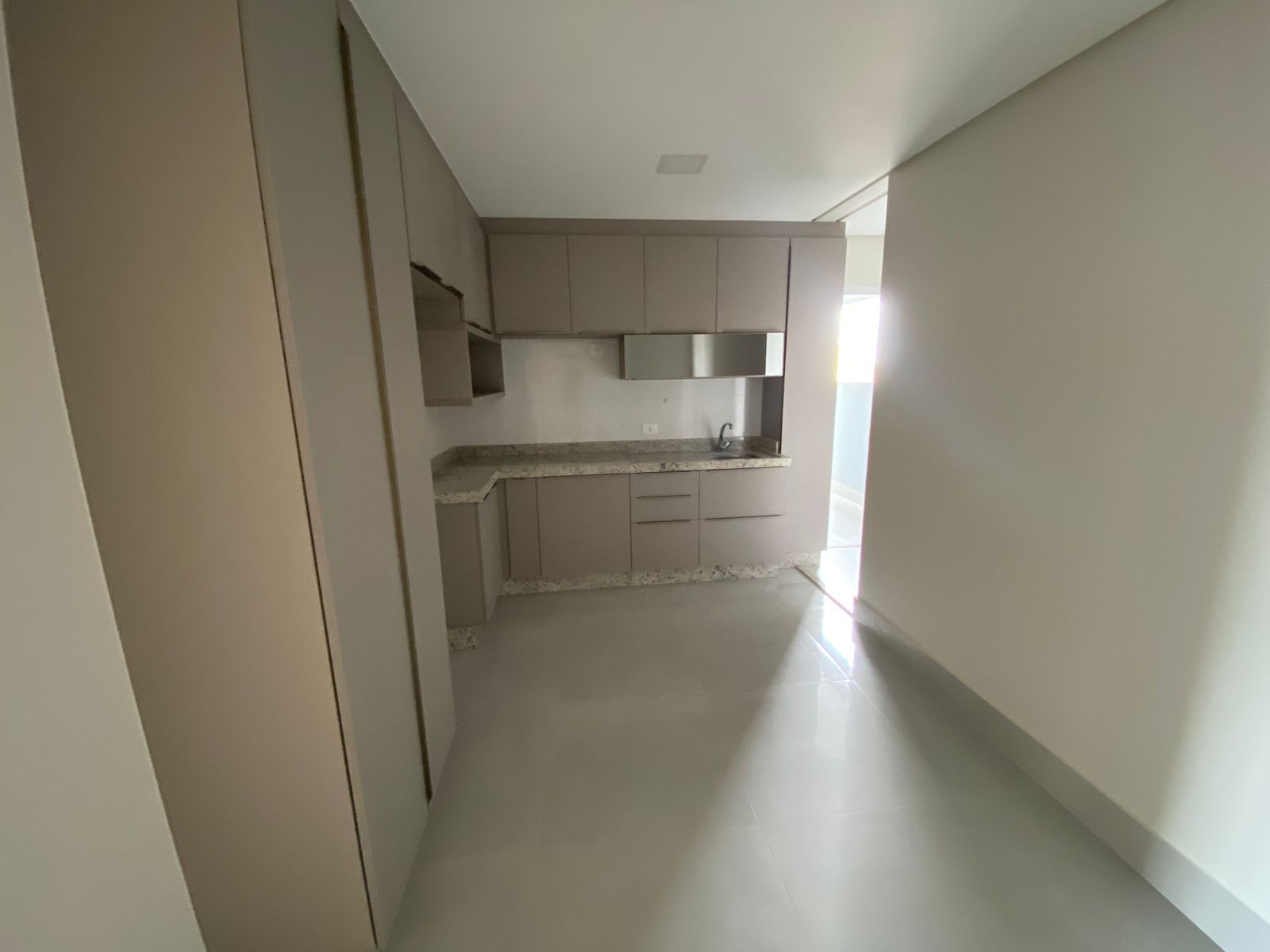foto do anúncio Excelente apartamento próximo ao colégio Marista e Avenida Maringá